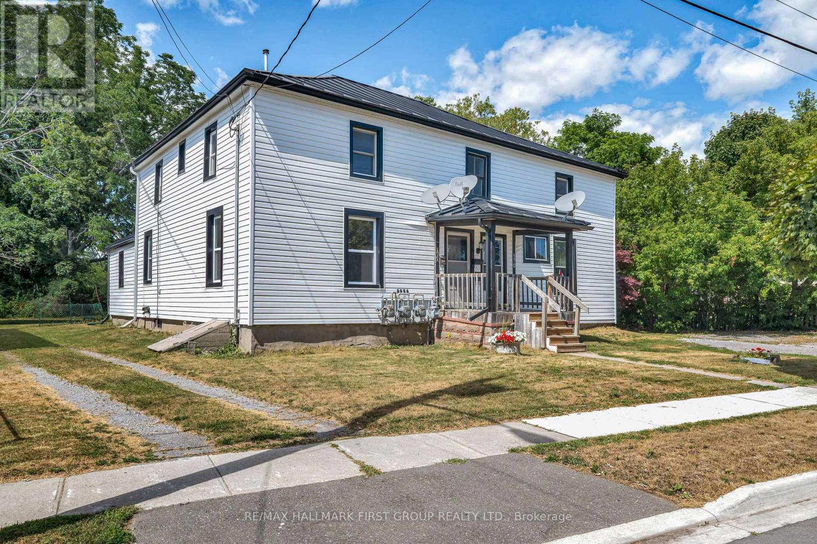 170-172 Blake St, Cobourg, ON K9A 2K5