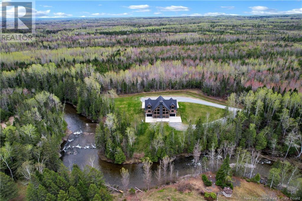15 Isral Ln, Beresford, NB E8K 0C9