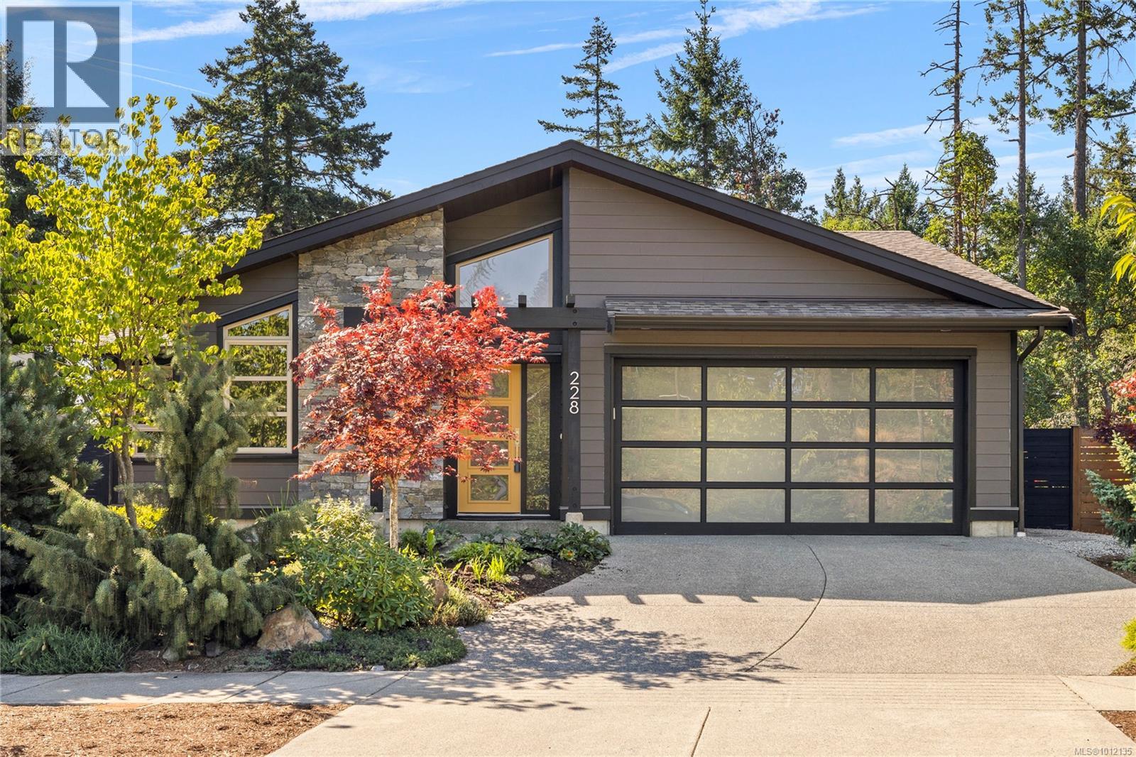 228 Crestline Ter, Nanaimo, BC V9T 0G9