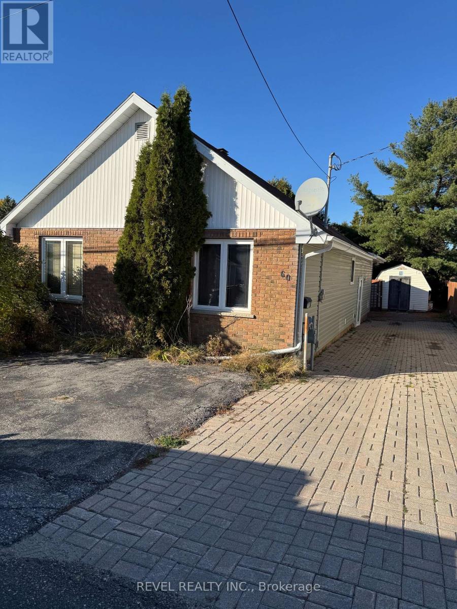 60 Polaris Rd, Timmins, ON P4N 4K7