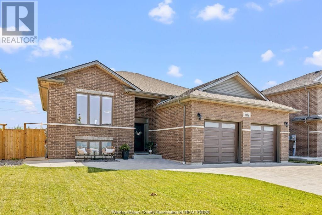 1334 Deer Run Trl, Lakeshore, ON N0R 1A0