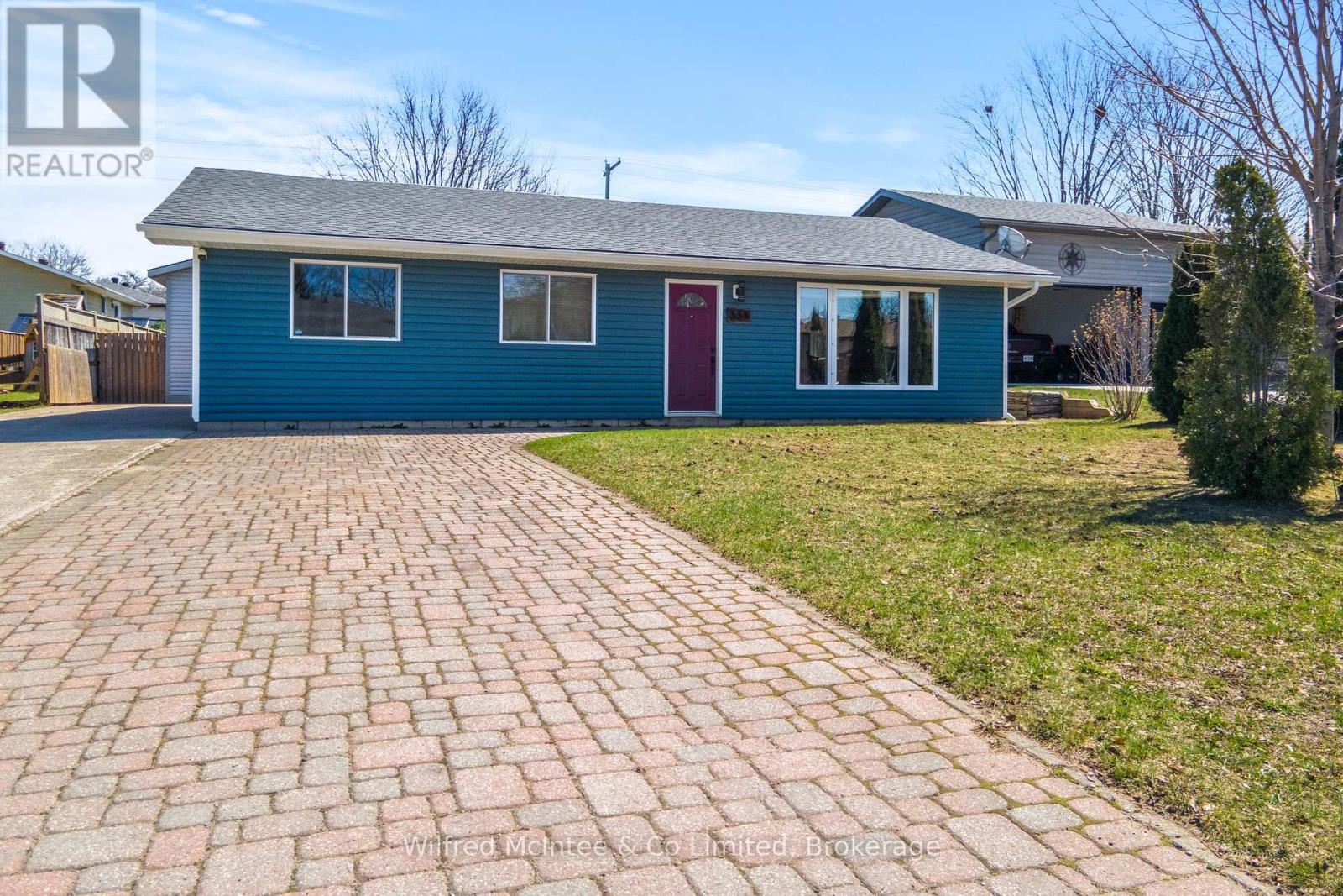335 Bricker St, Saugeen Shores, ON N0H 2C1