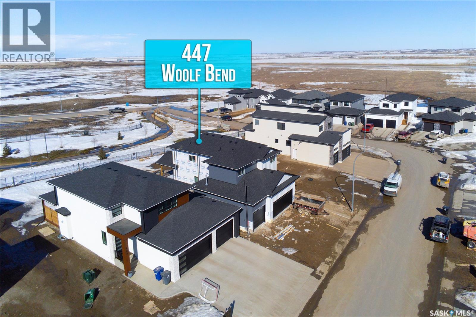 447 Woolf Bnd, Saskatoon, SK S7W 1E6