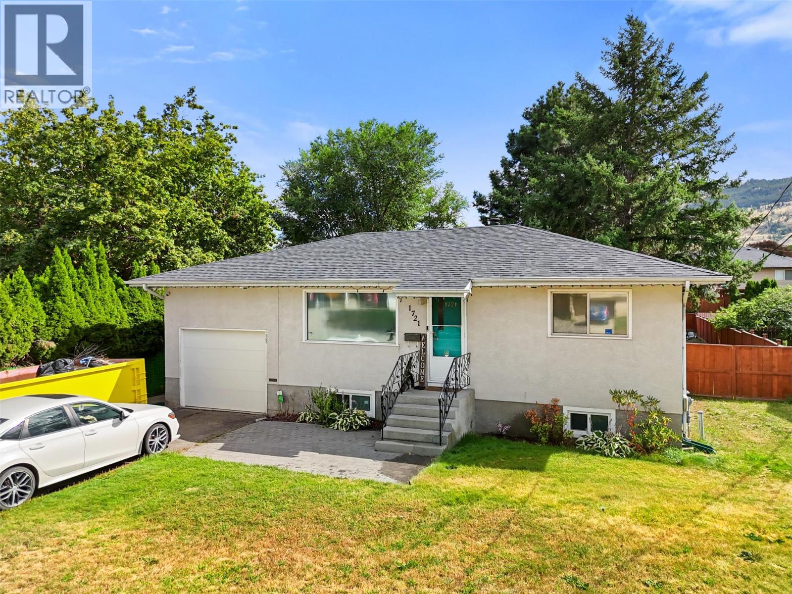 1721 Brunner Ave, Kamloops, BC V2B 4K1