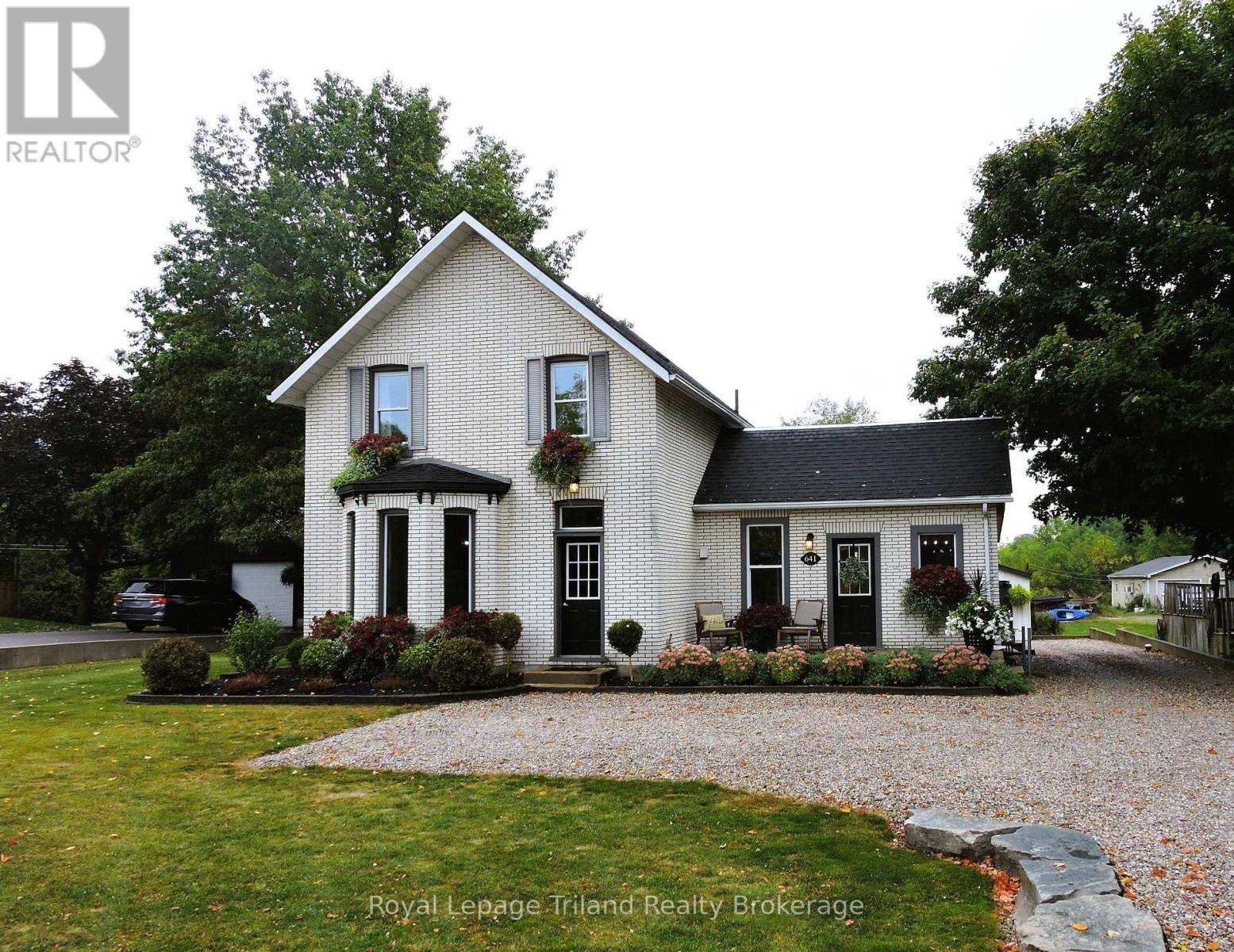 641 Main St N, Norwich, ON N0J 1C0