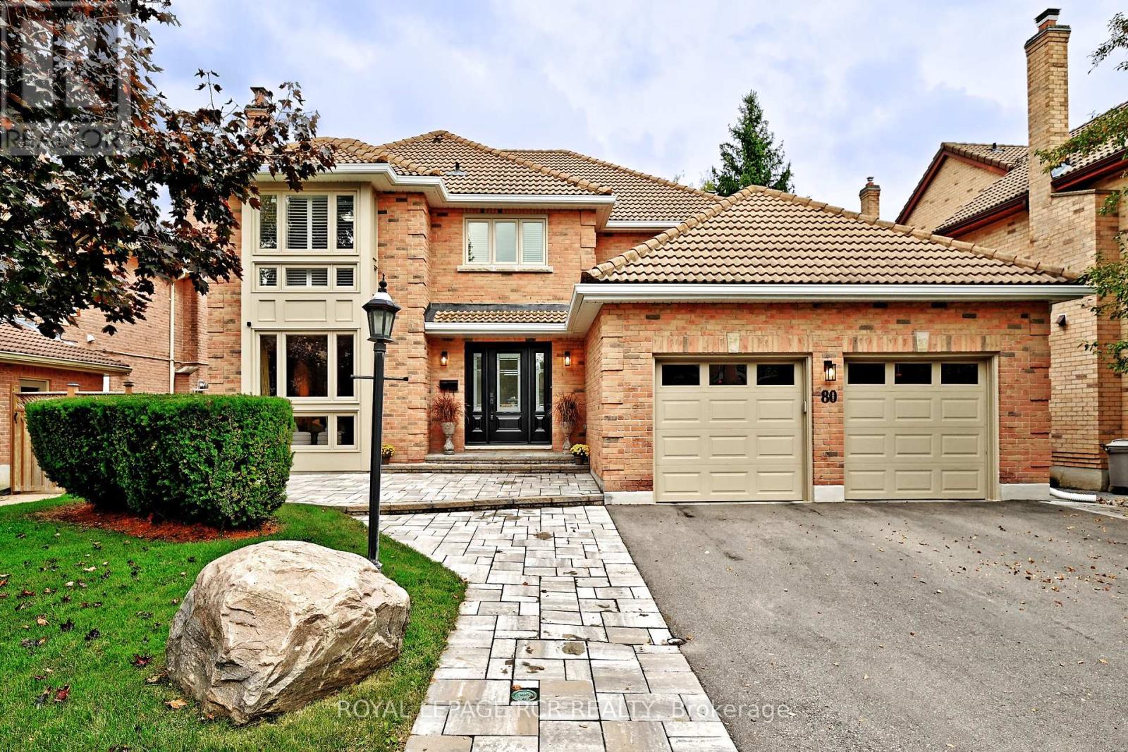 80 Cranberry Ln, Aurora, ON L4G 5Y5