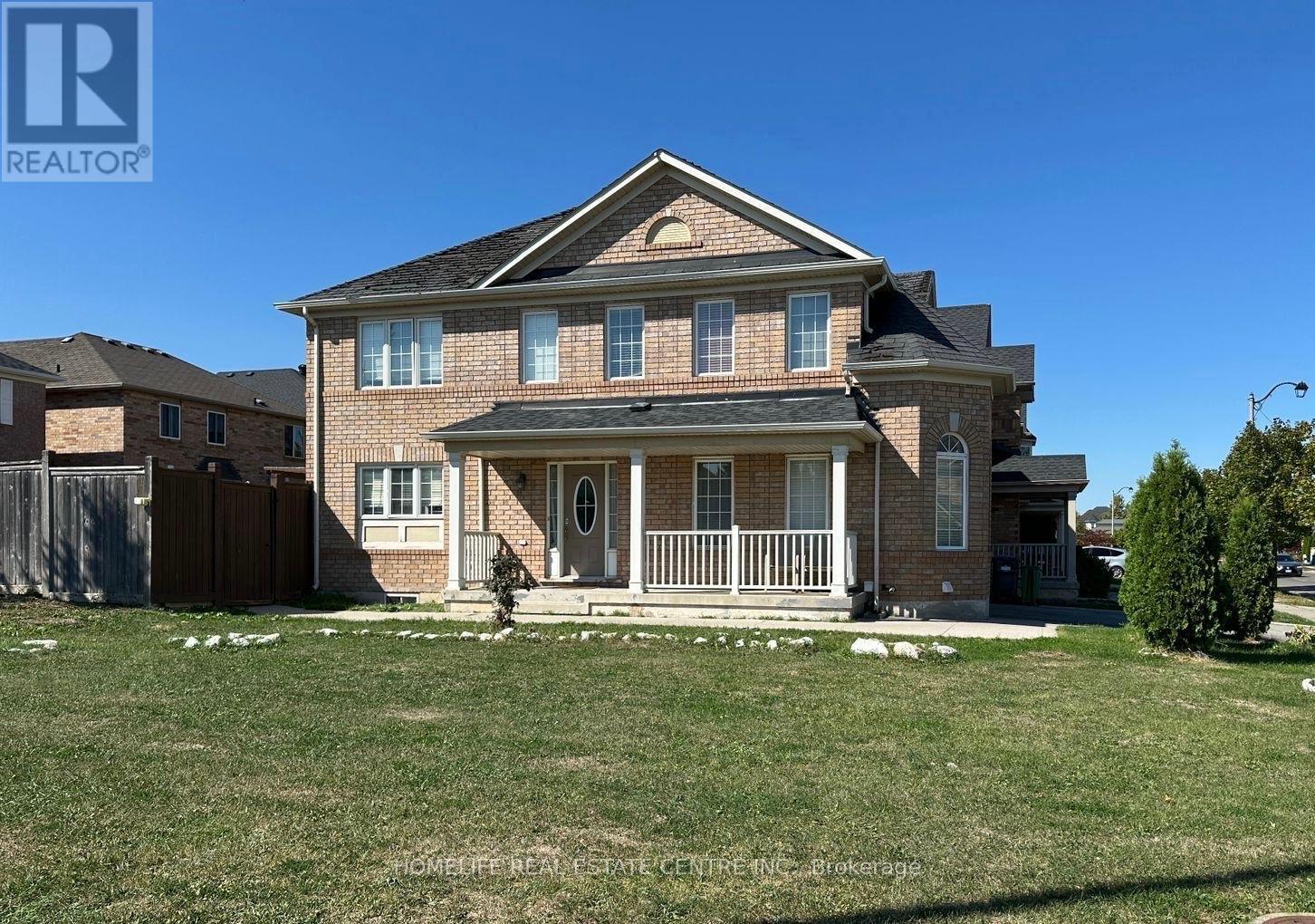 2 Chudleigh Ave, Brampton Credit Valley, ON L6X 0N1