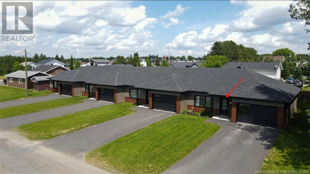 51 Beaulieu St, Saint-Quentin, NB E8A 1M9