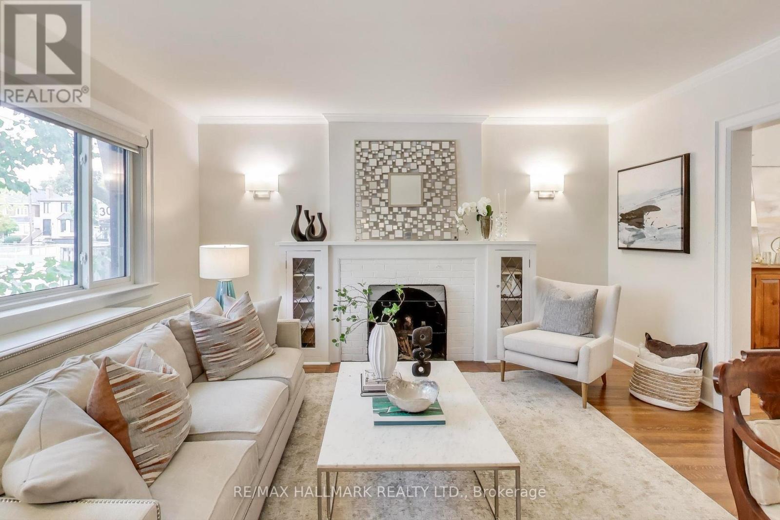 197 Greer Rd, Toronto, ON M5M 3N4