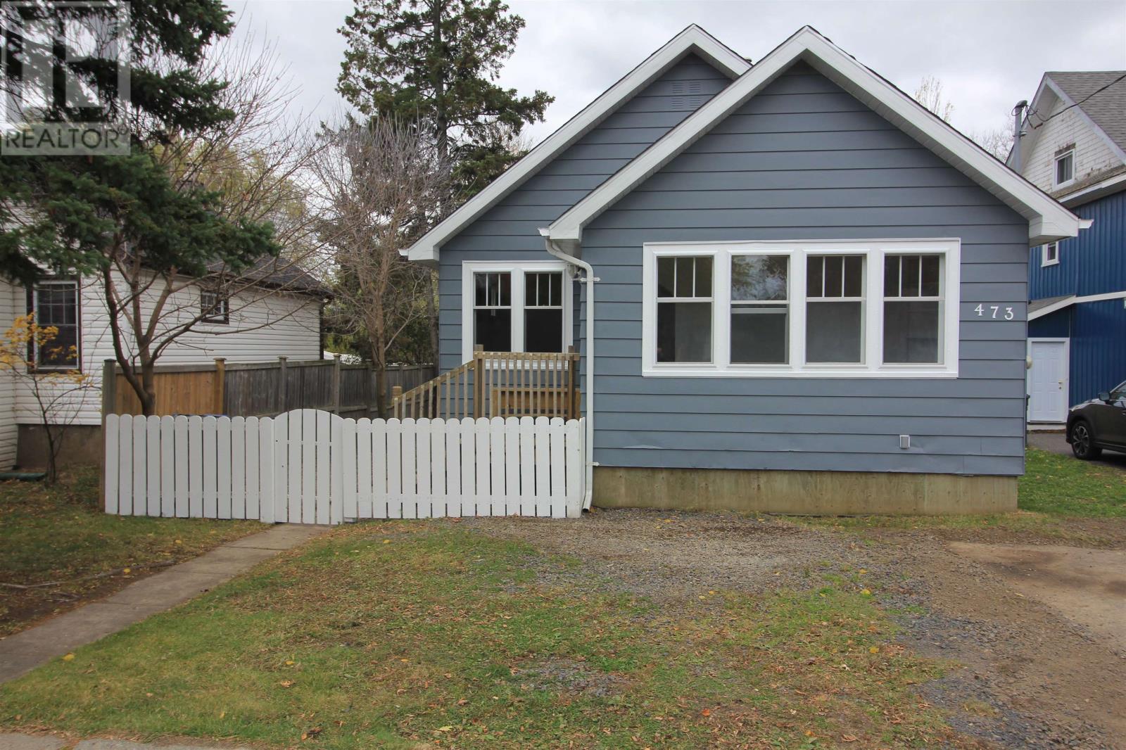473 John St, Thunder Bay, ON P7B 1X9