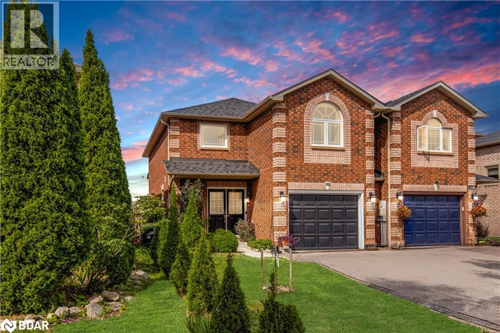 16 Bartor Blvd, Barrie, ON L4N 5Y6