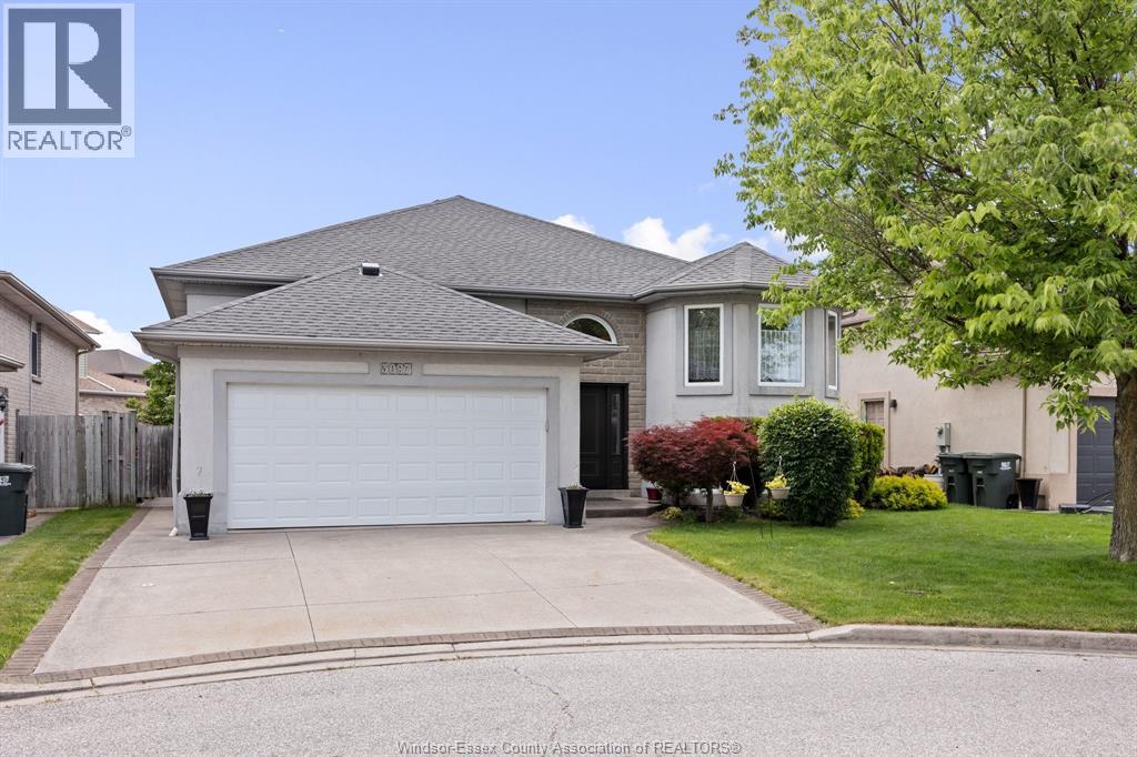3087 Northway Ave, Windsor, ON N9E 4V6