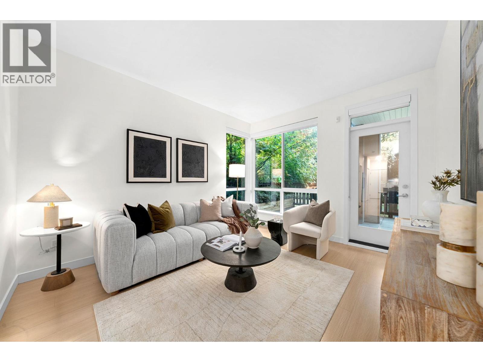 5460 Broadway Unit 103, Burnaby, BC V5B 0B4