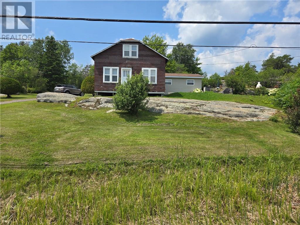 295 Riverside Rd, Britt, ON P0G 1A0