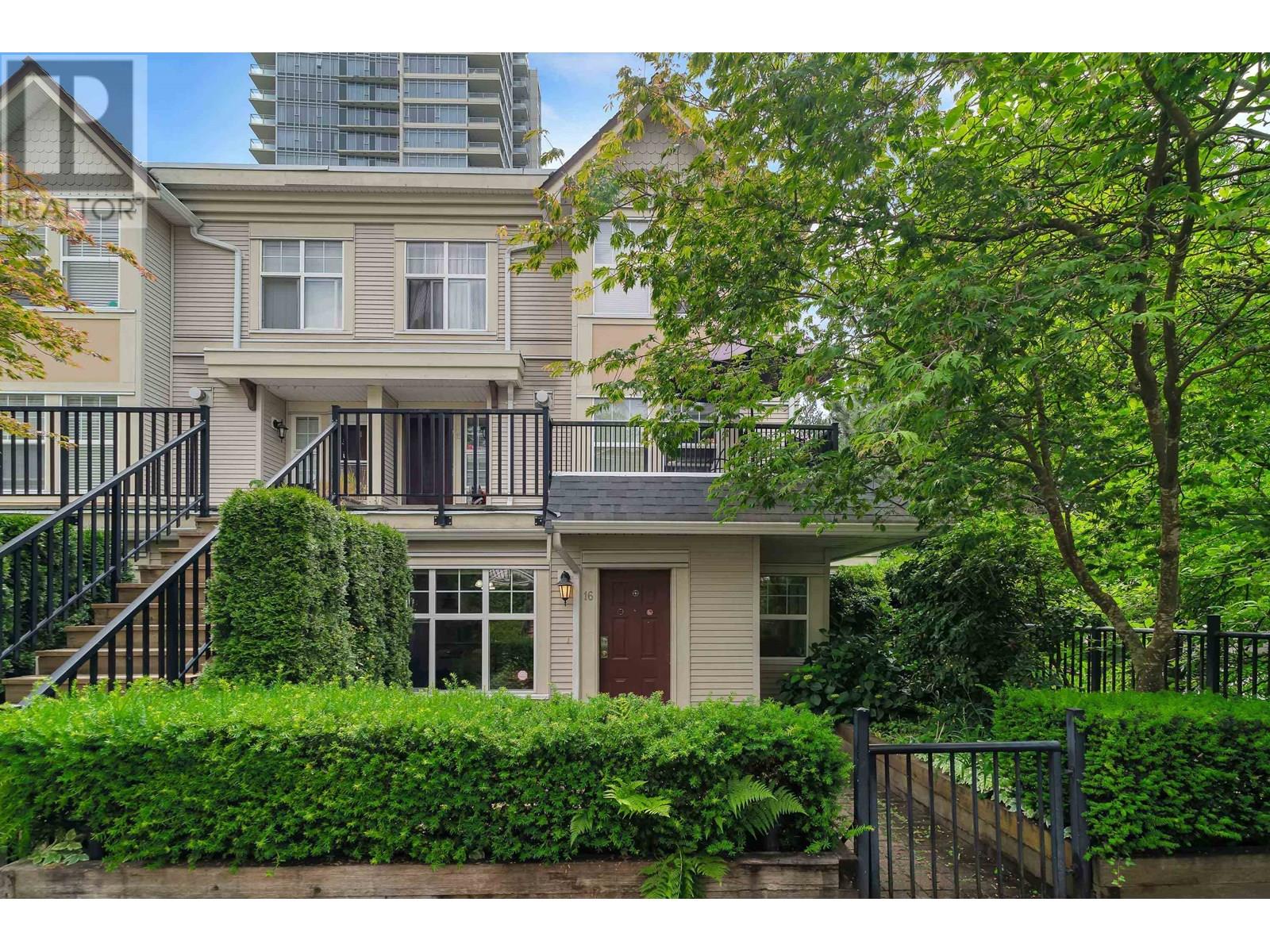 7071 Edmonds Street Unit 16, Burnaby, BC V3N 1A3