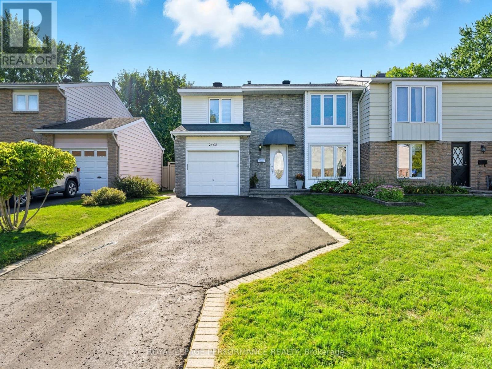 2463 Orient Park Dr, Ottawa, ON K1B 4N2
