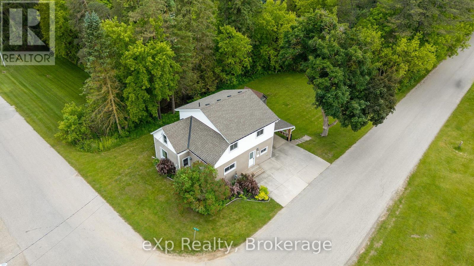 254 16th Street, Hanover, ON N4N 2A7
