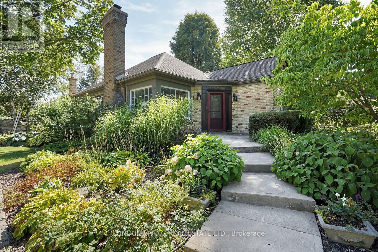 481 Victoria St, London, ON N5Y 4B4
