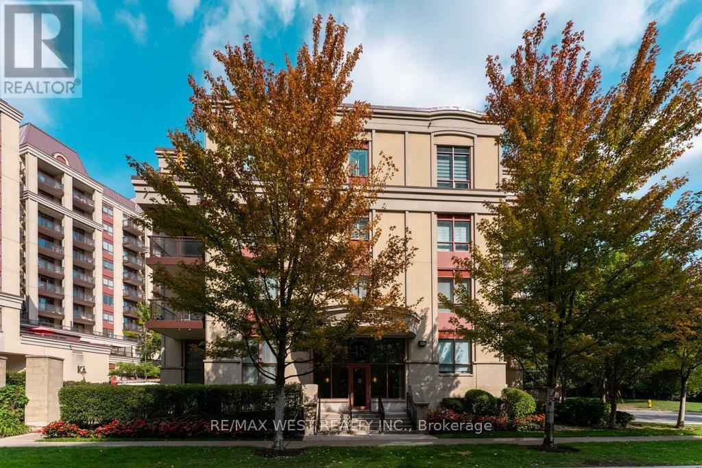 407 15 Rean Dr, Toronto, ON M2K 0A7
