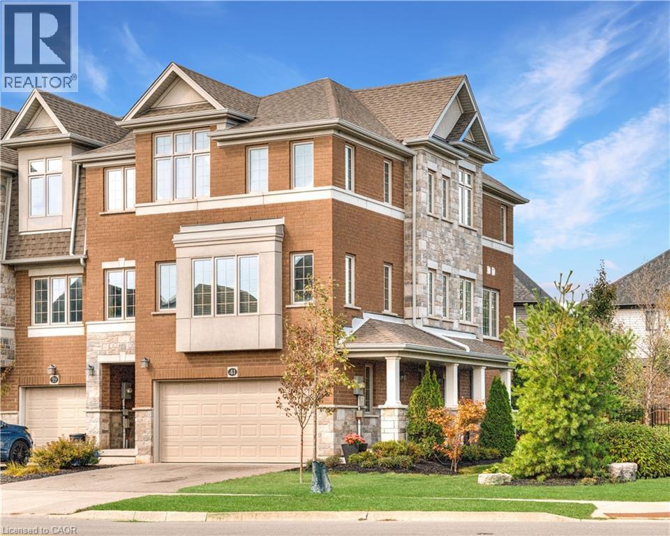 41 Sportsman Hill St, Kitchener, ON N2P 0J4