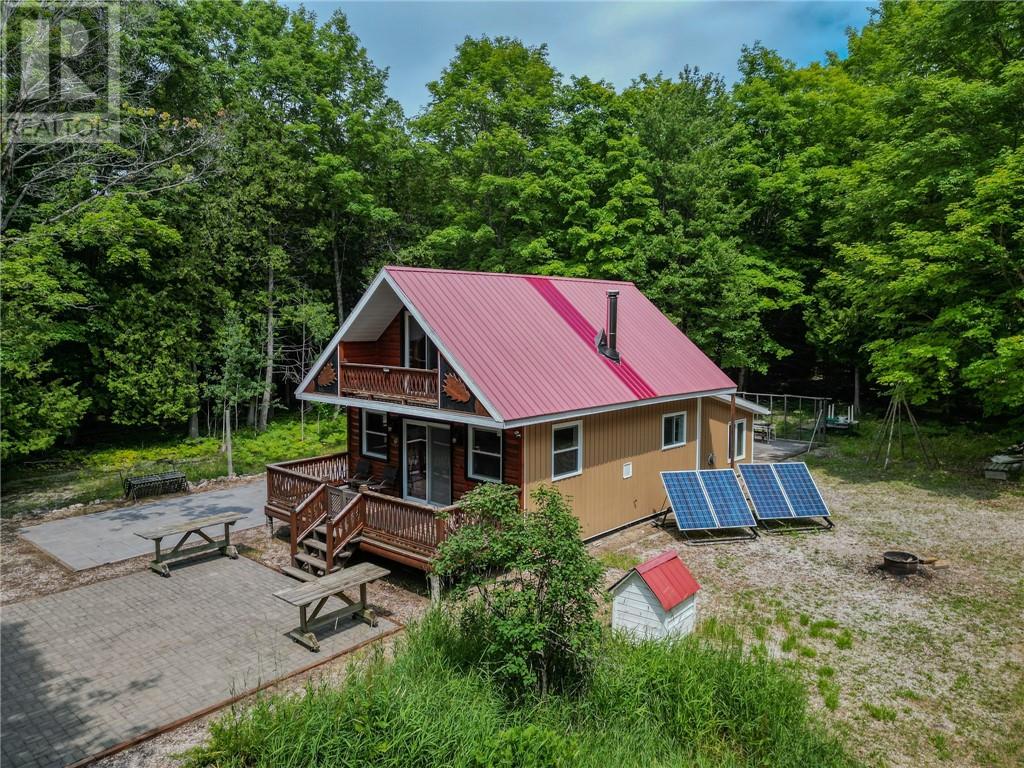 325 Checkerboard Ln, Gore Bay, ON P0P 1H0