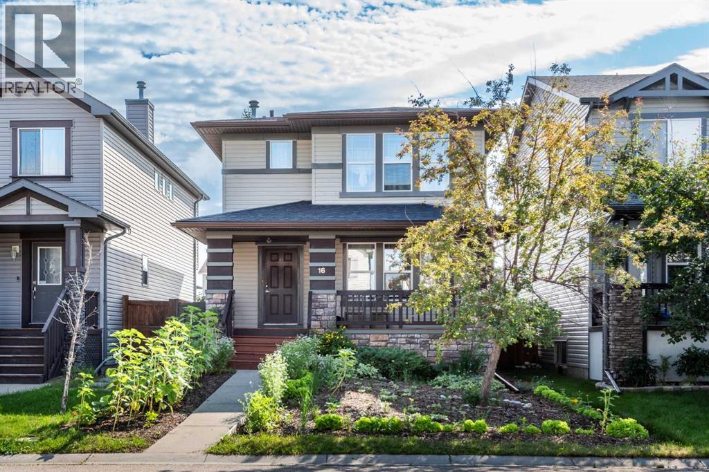 16 Bridlecrest St SW, Calgary, AB T2Y 4Y5