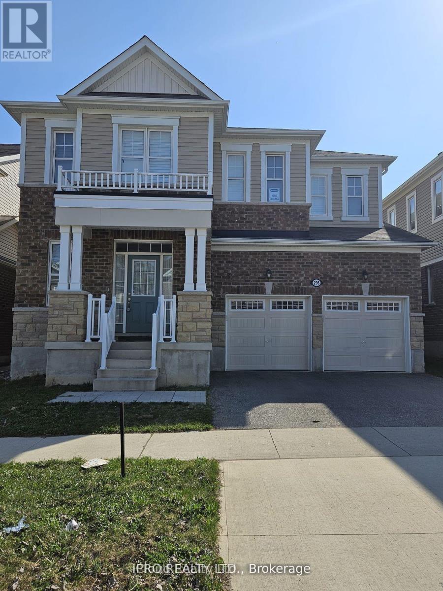 296 Ridge Rd, Cambridge, ON N3E 0B9