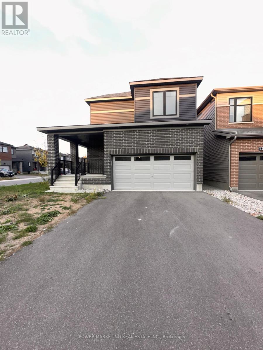 900 Athenry Ct, Ottawa, ON K2J 7C5