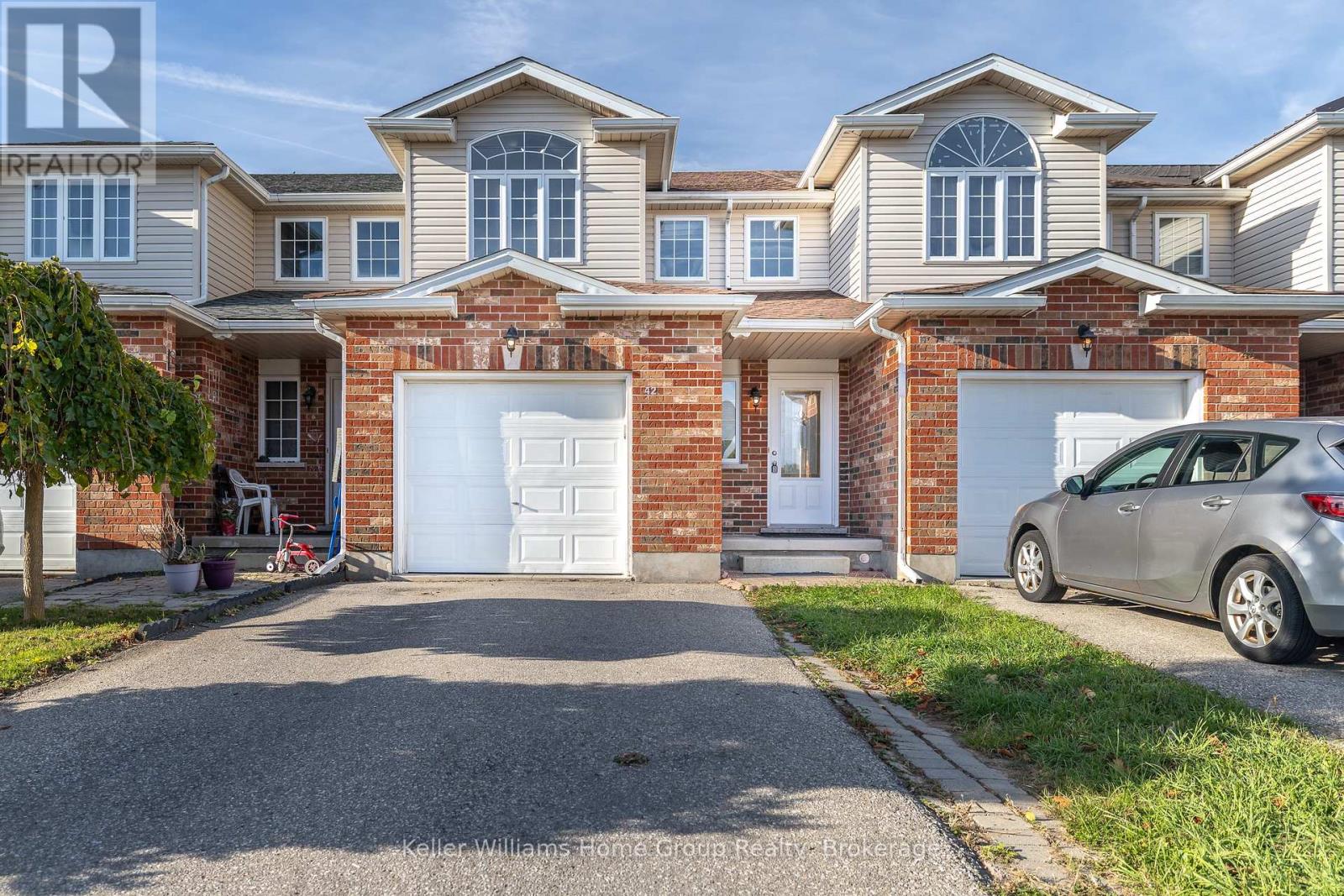 42 Hasler Cres, Guelph, ON N1L 0A2