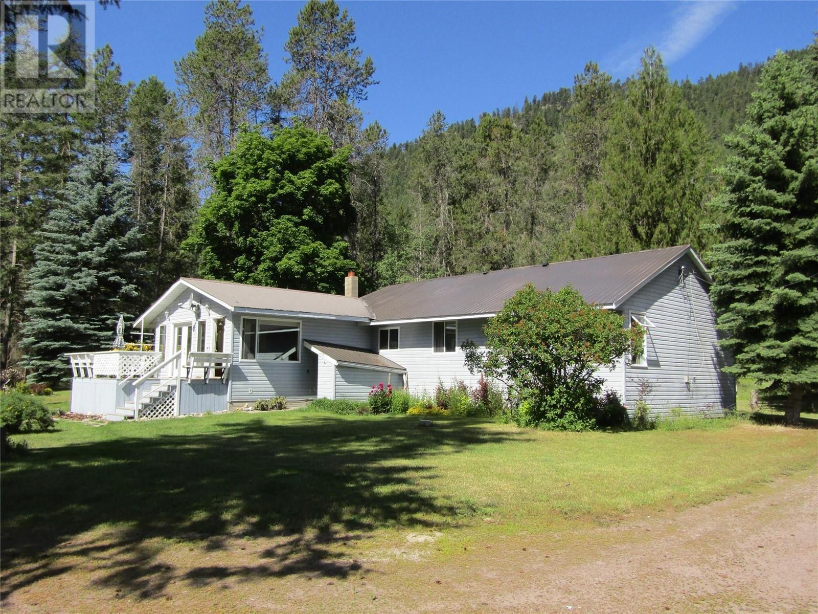 3260 Christian Valley Rd, Westbridge, BC V0H 1Y0
