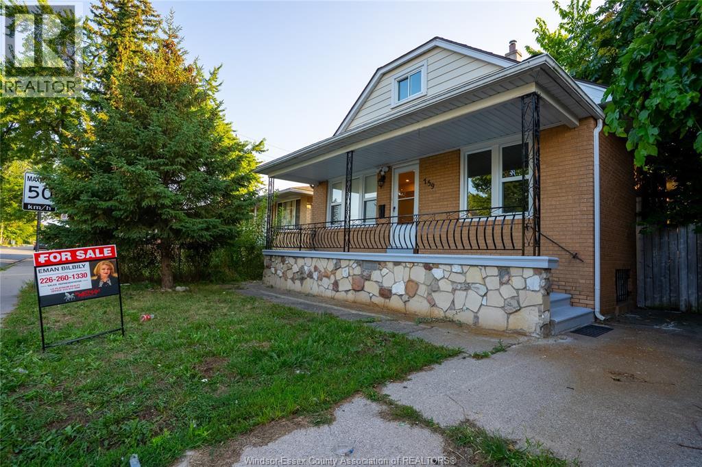 759 Parent Ave, Windsor, ON N9A 2C6