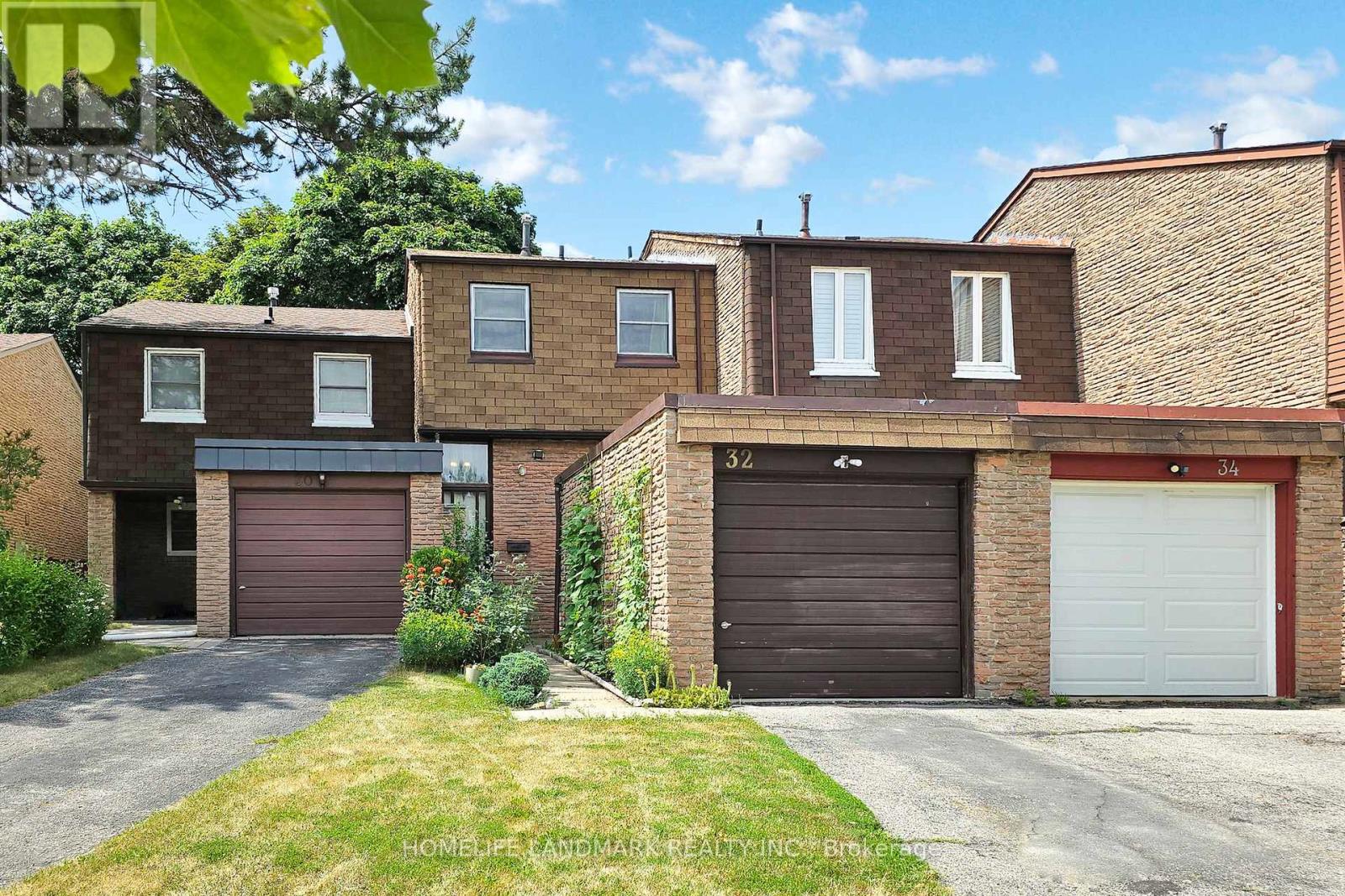 32 Lamoreaux Dr, Toronto, ON M1W 2L9