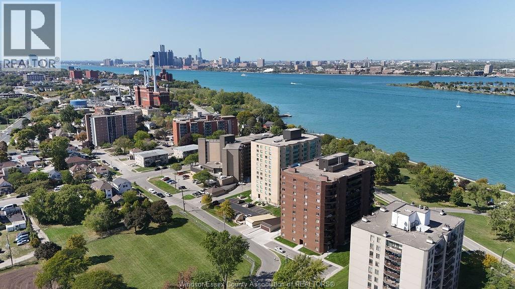 3663 Riverside Drive Unit 904, Windsor, ON N8Y 4V3