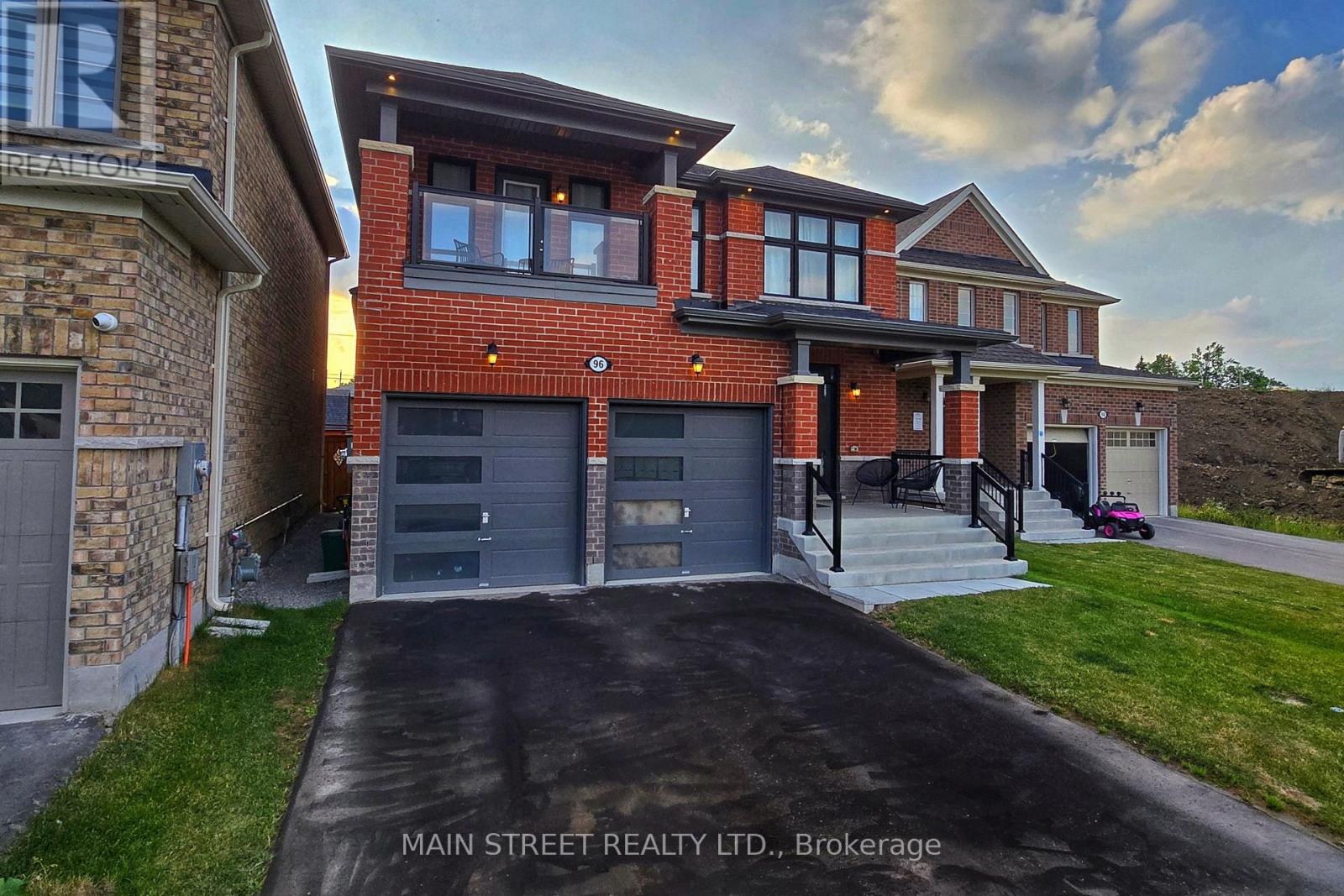 96 Big Canoe Dr, Georgina, ON L0E 1R0