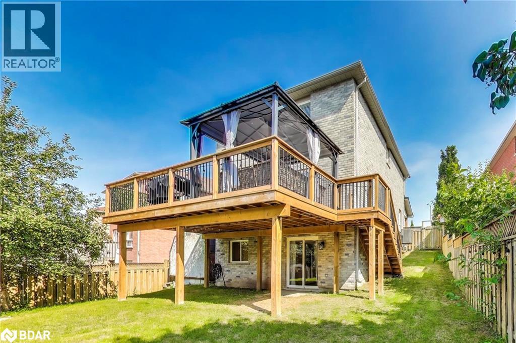 155 Cunningham Dr, Barrie, ON L4N 5R3