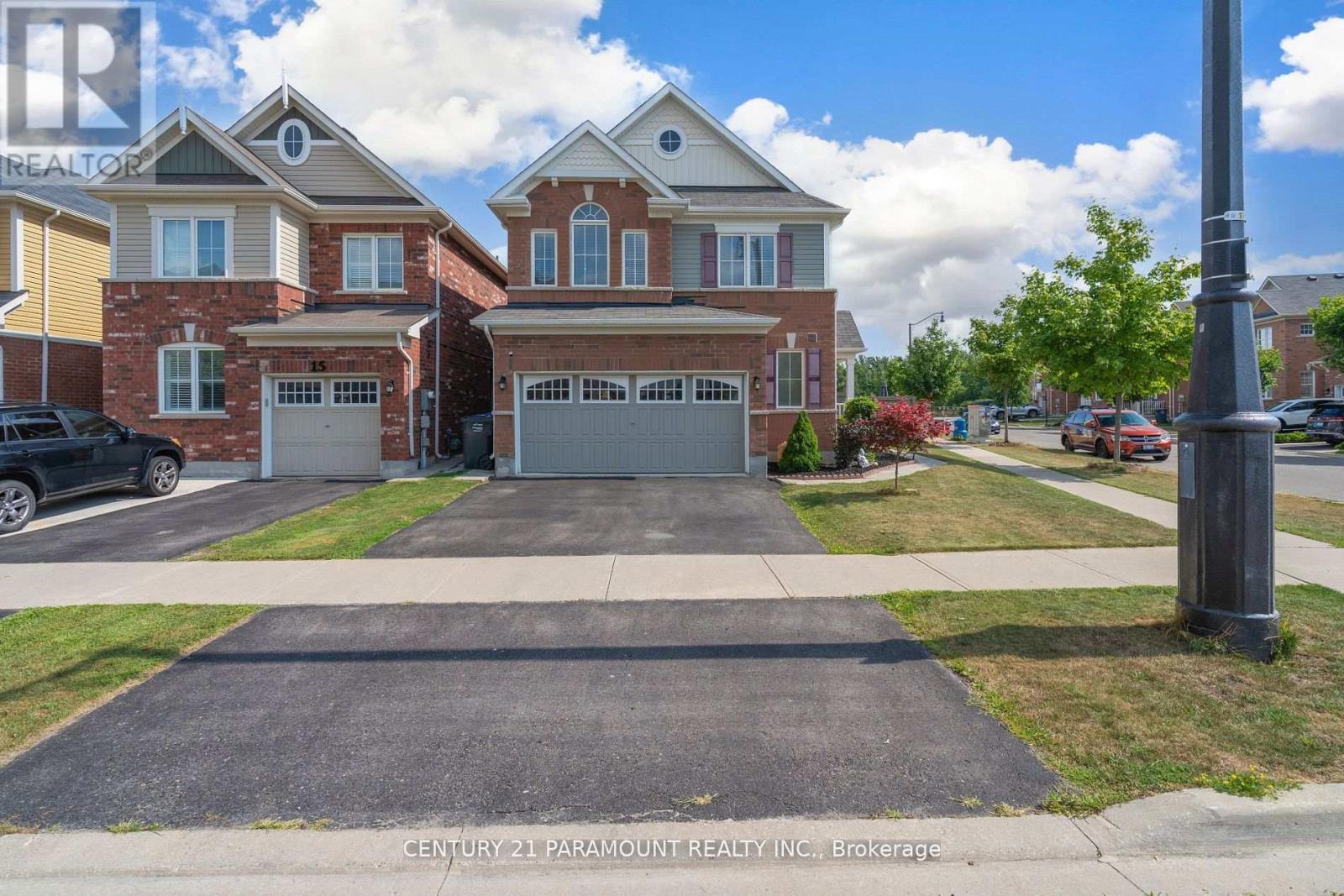 39 Fenchurch Dr, Brampton, ON L7A 0G2