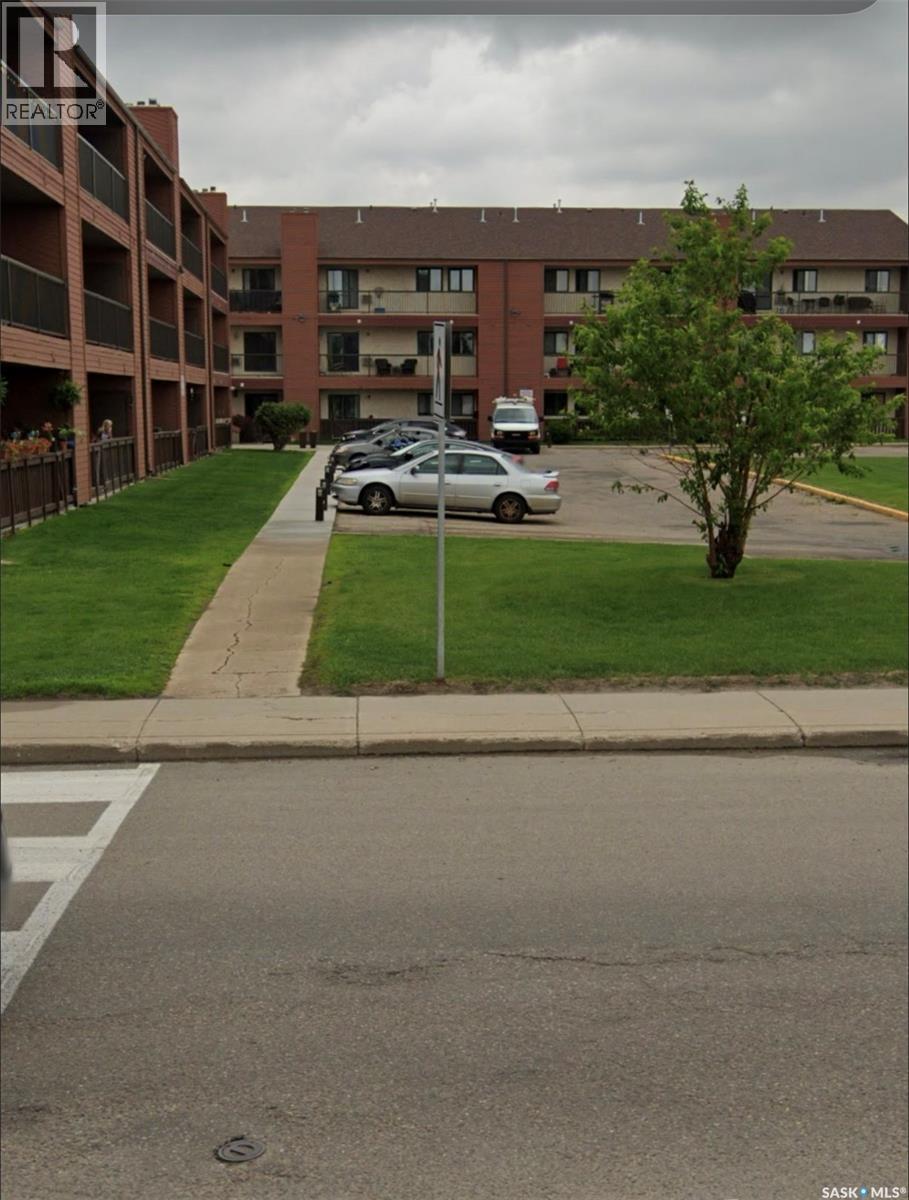 111 Wedge Road Unit 215, Saskatoon, SK S7L 6S8