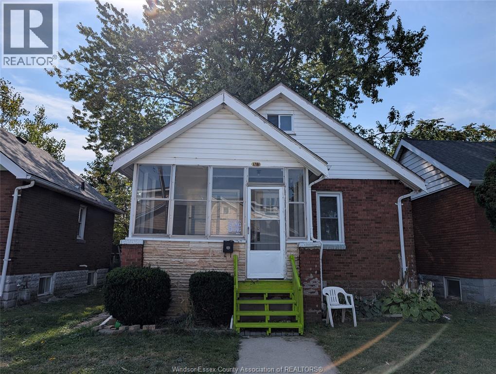 1781 Rooney, Windsor, ON N9B 1L3