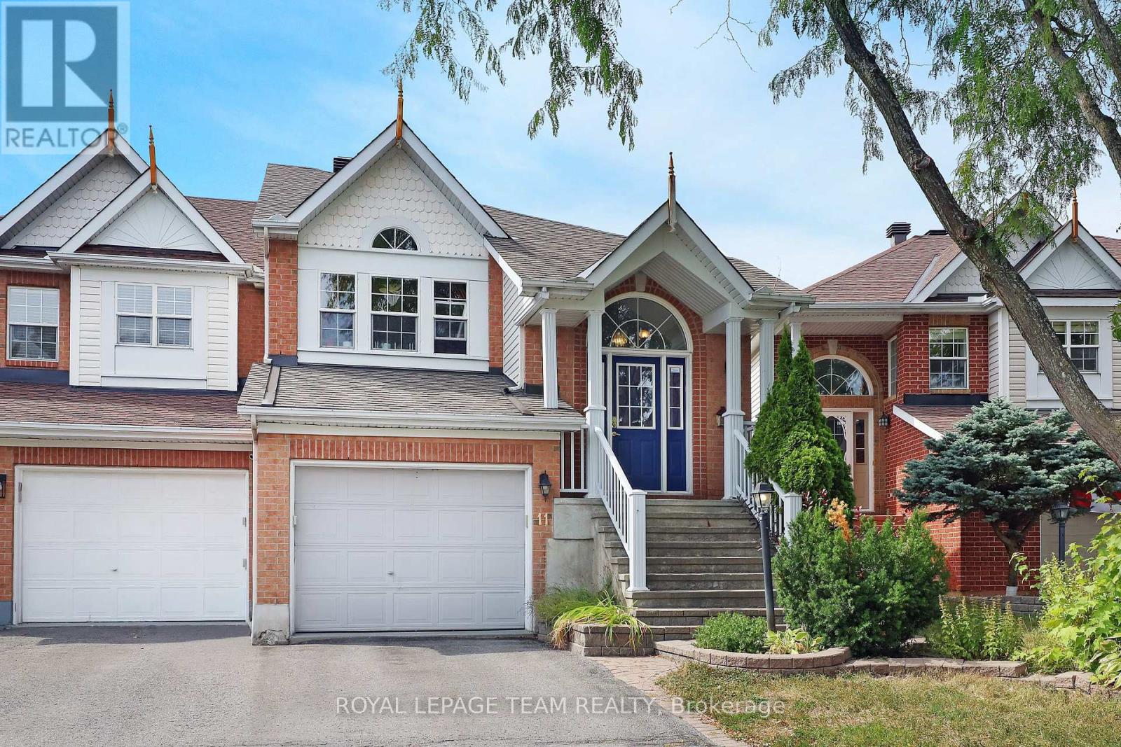 11 Saffron Ct, Ottawa, ON K2J 4R7