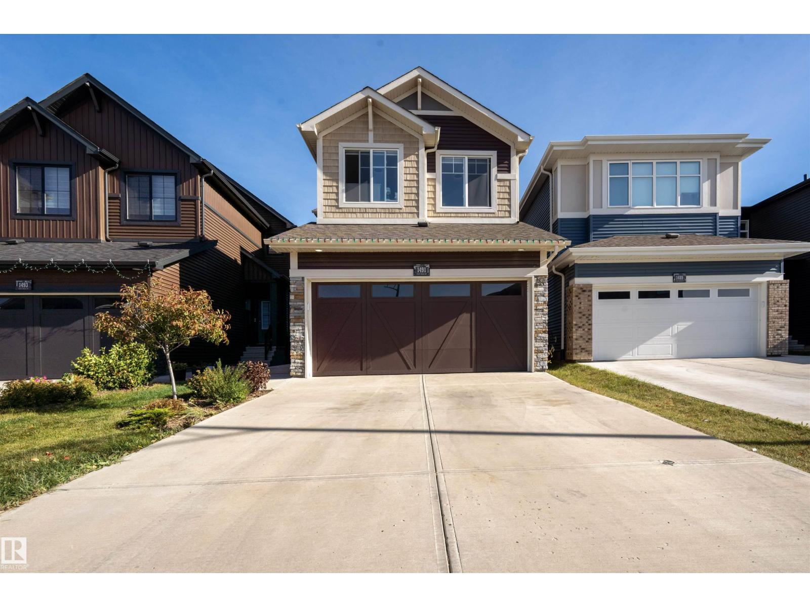 1491 Plum Circle Ci SW, Edmonton, AB T6X 3A7