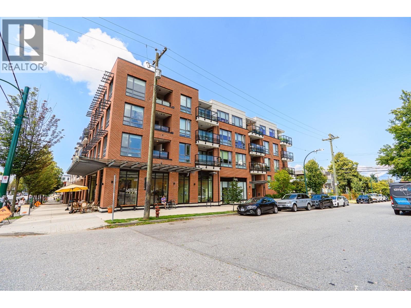 2477 Carolina Street Unit 305, Vancouver, BC V5T 0G8