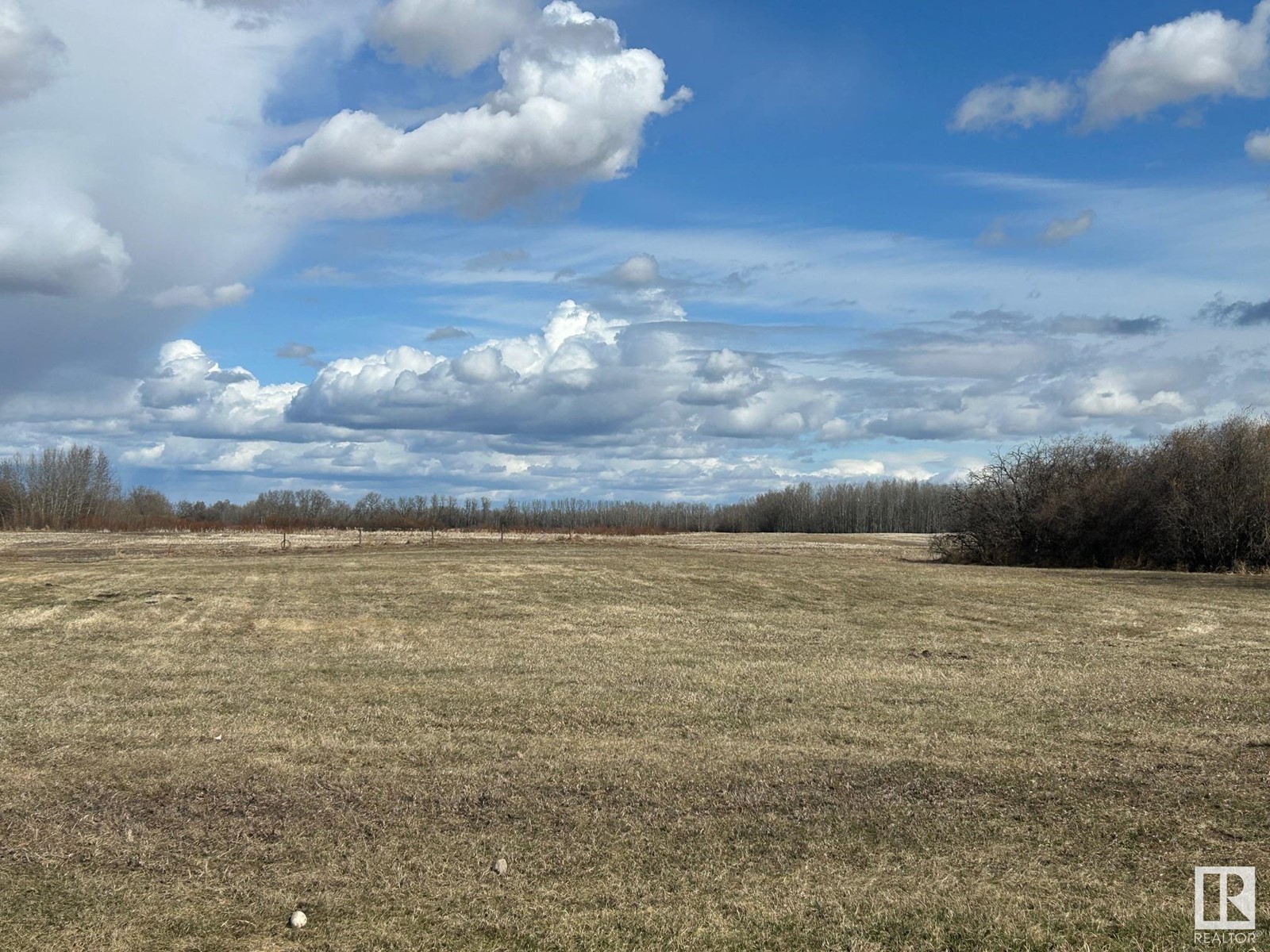 7 Avenue, Thorhild, AB T0A 3J0