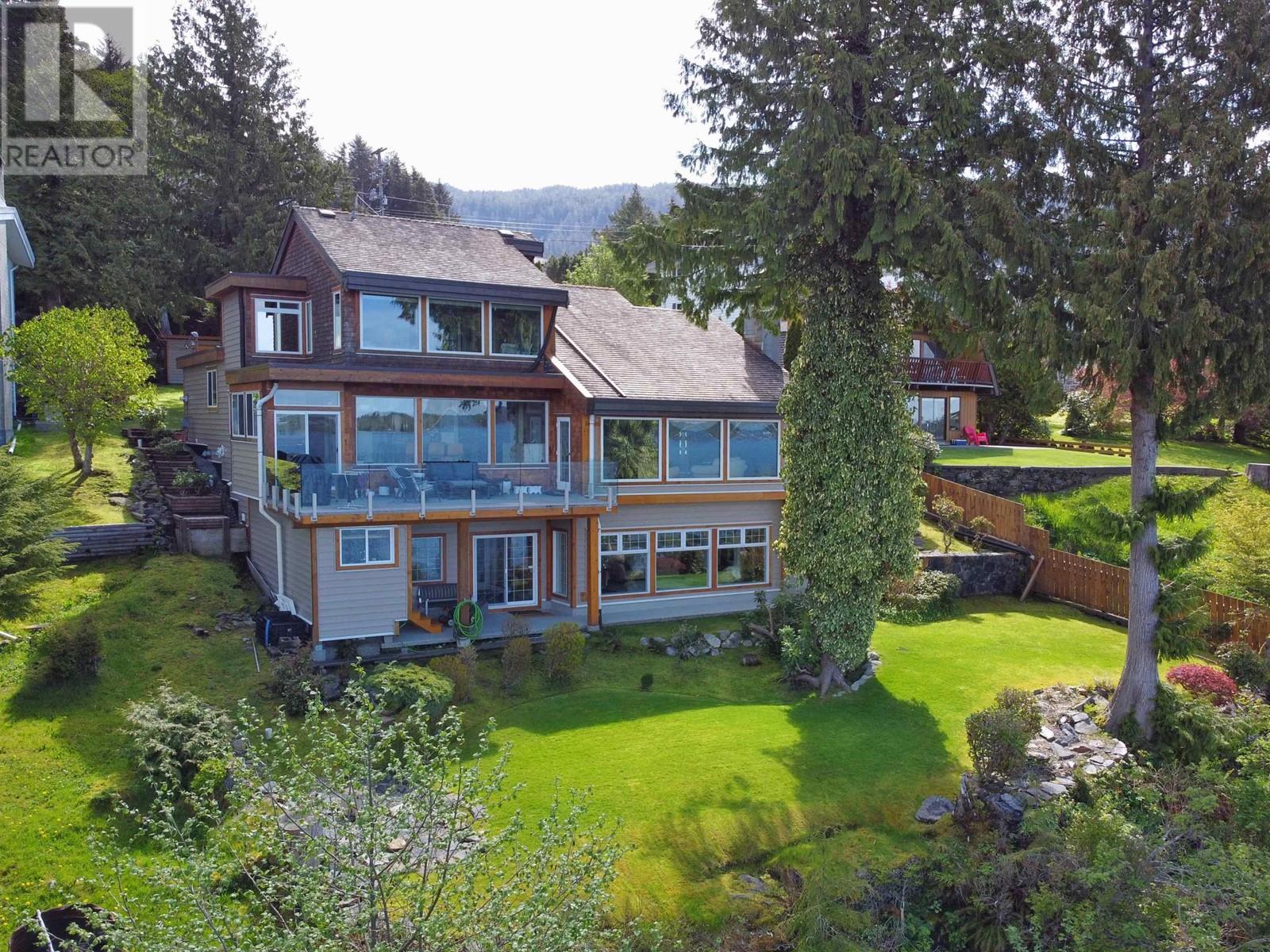 2130 Graham Ave, Prince Rupert, BC V8J 1C8
