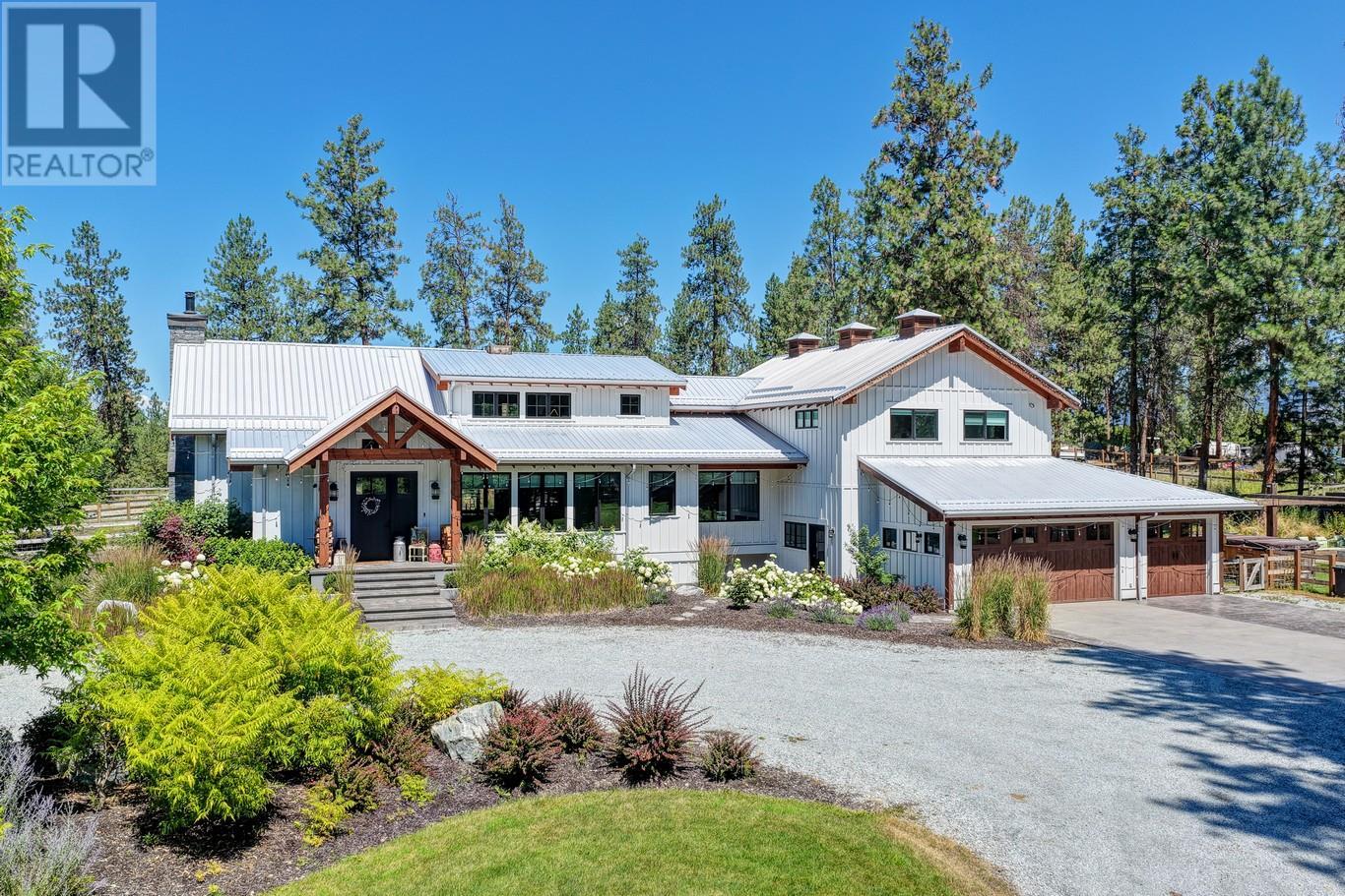 2150 Saucier Rd, Kelowna, BC V1W 4C1