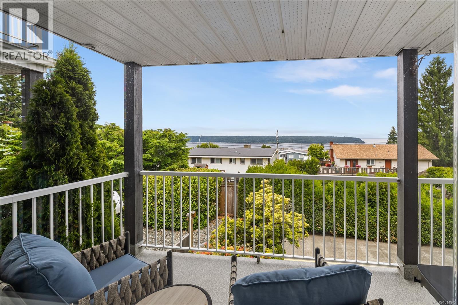695 Upland Dr Unit 4 Dr, Campbell River, BC V9W 2A7