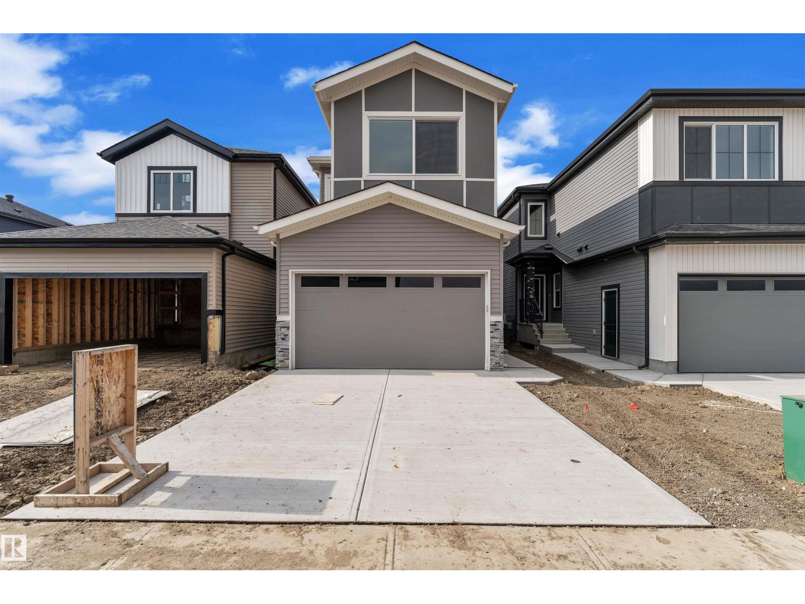 190 Munn Way, Leduc, AB T9E 1V2