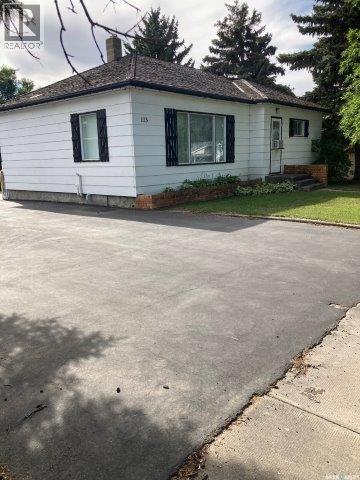 113 4 Avenue Southwest, Ituna, SK S0A 1N0