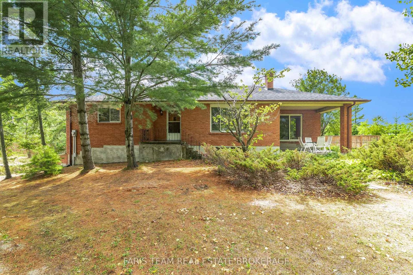 29 Lorrie Cres, Tiny, ON L0L 2T0