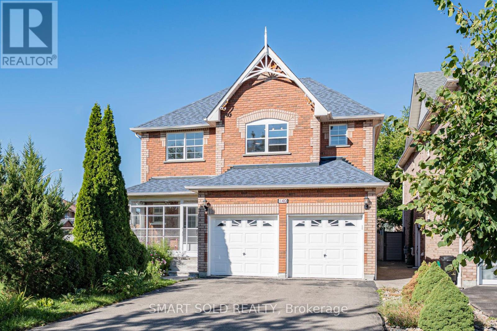140 English Oak Dr, Richmond Hill, ON L4E 4G2