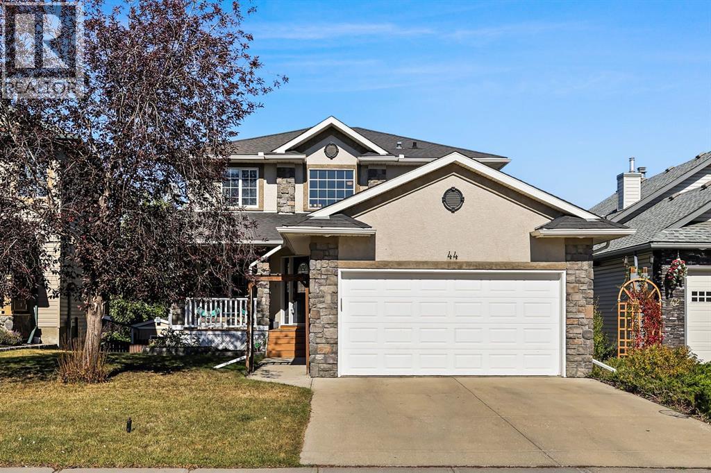 44 Cimarron Cres, Okotoks, AB T1S 1S7